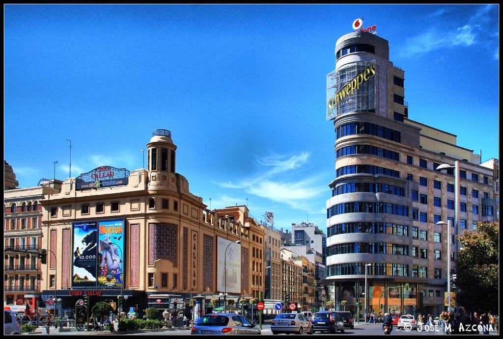 La Reina De Gran Via - Parking Tph Bed & Breakfast Madrid Exterior foto